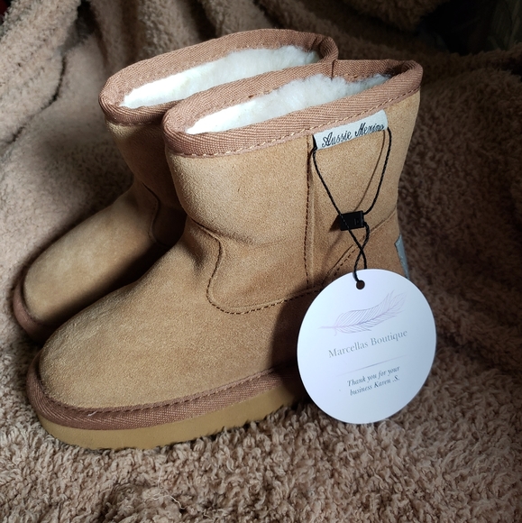 Kids boots - Picture 1 of 9